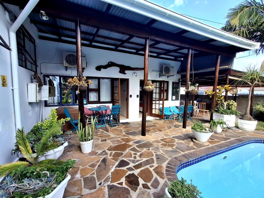 7 Bedroom Property for Sale in Baysville Eastern Cape